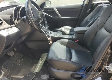 2013 Mazda 3 I z USA, uszkodzony, nr VIN JM1BL1MP4D1742401